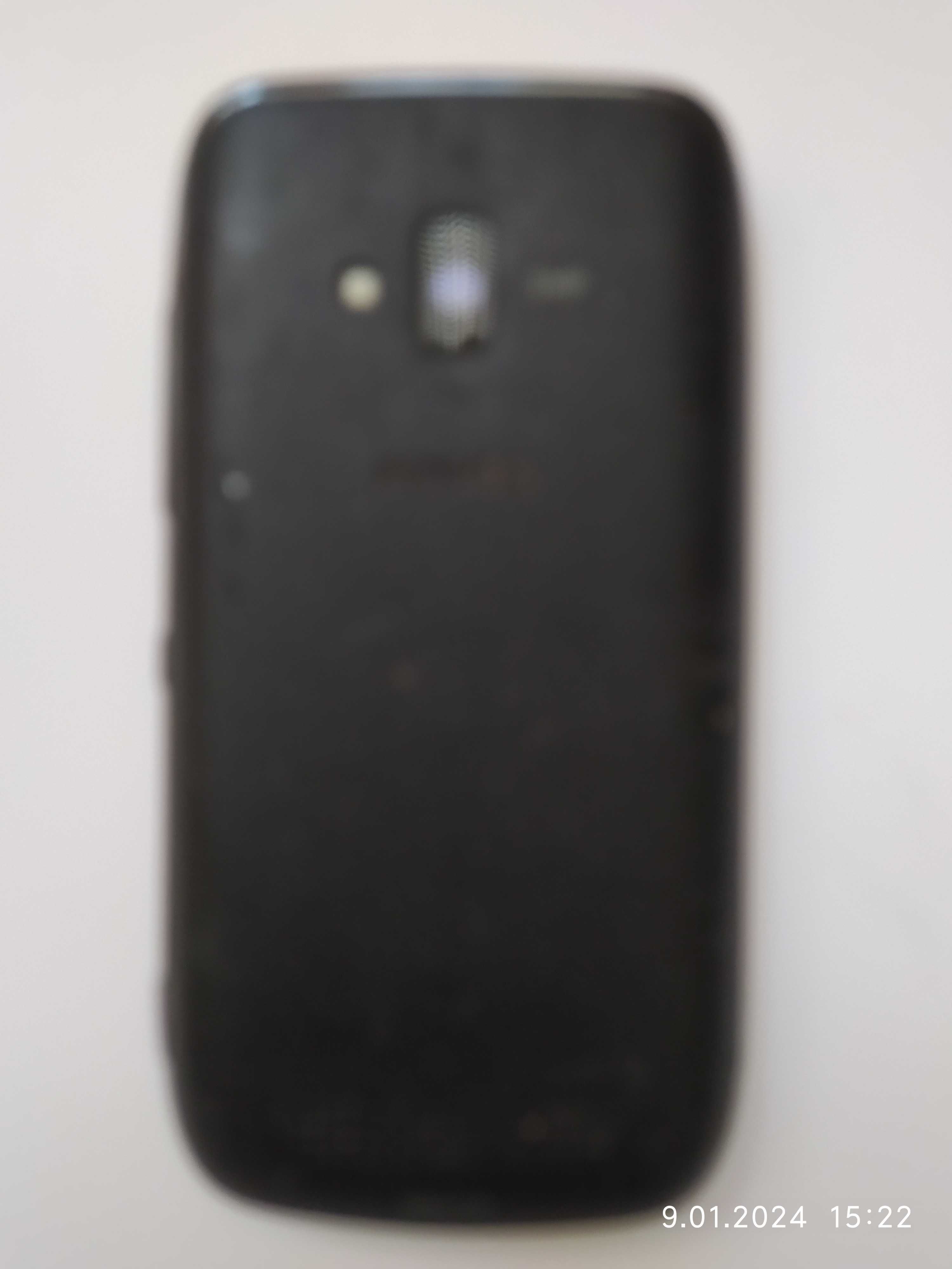 Telefon Nokia 610