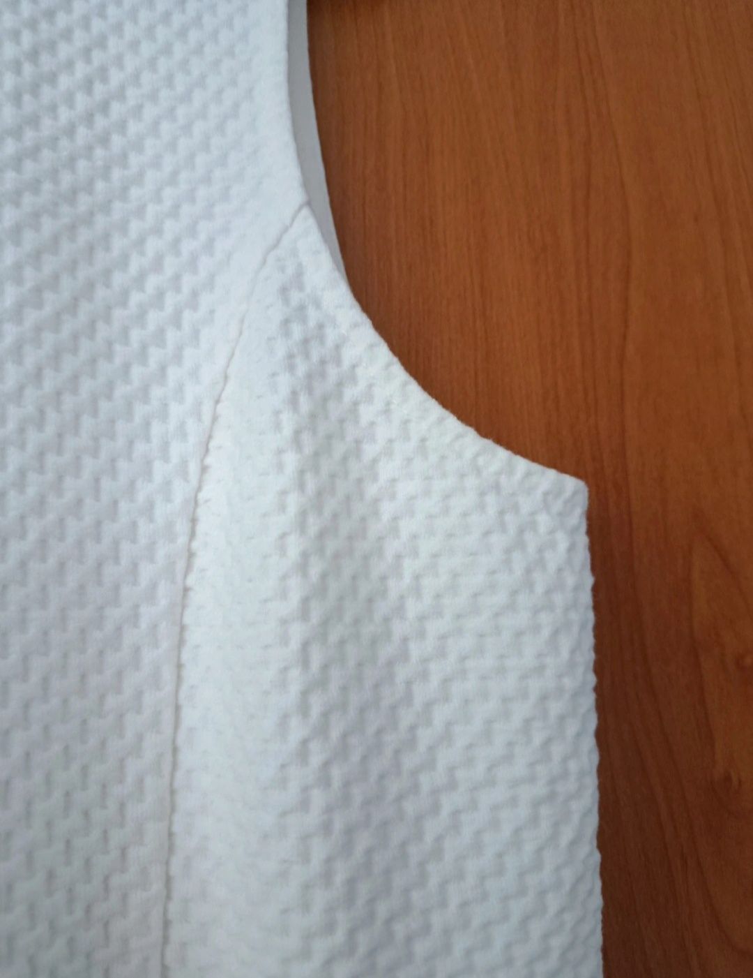 KappAhl biała sukienka bez rękawów na ramiączkach 42 XL