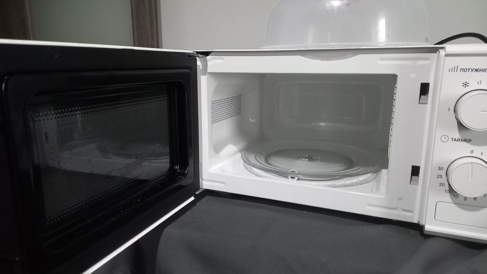 Микроволновка, новая, практически не использовали