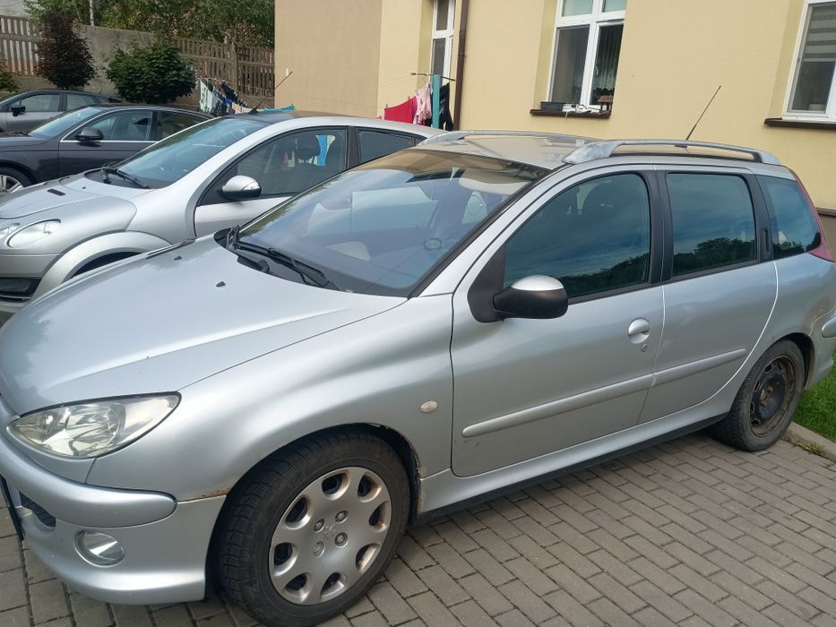 Sprzedam Peugeota 206 SW z 2004r..