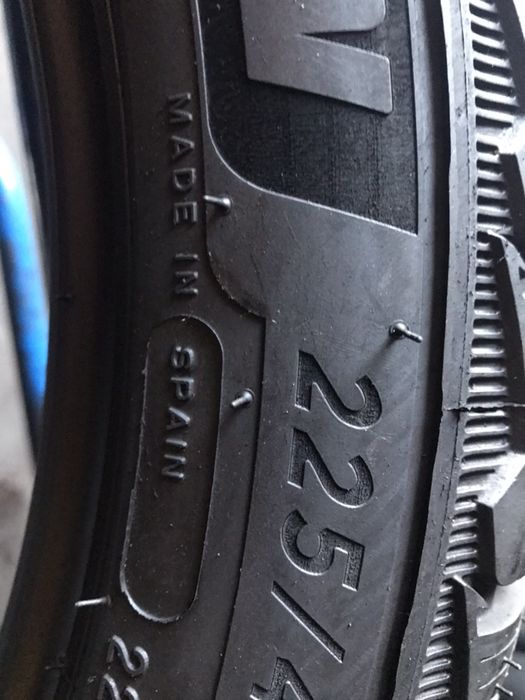 245/40/18+225/45/18 R18 Michelin Pilot Alpin 5 4шт зима