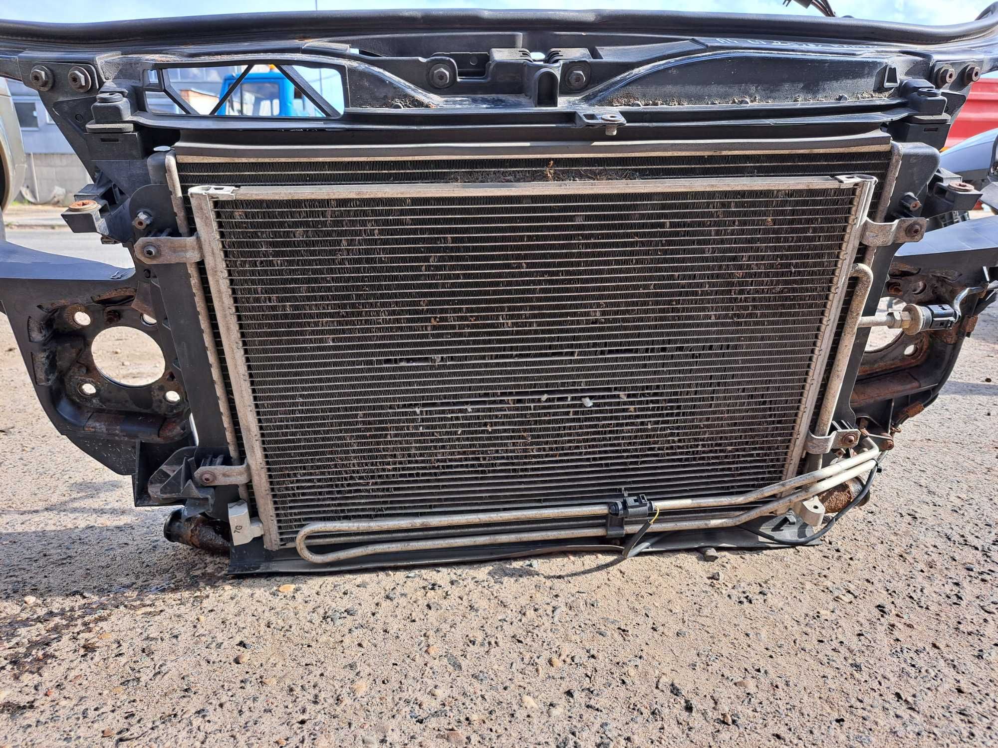 Pas przedni chłodnice wentylator Audi A4 B7 2.5 tdi manual