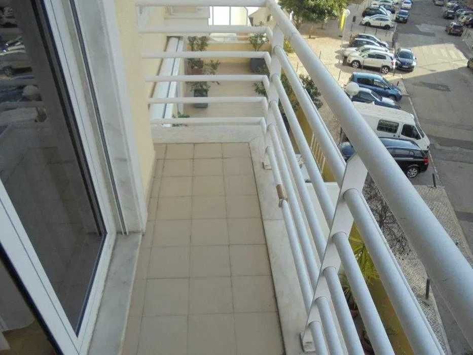 Excelente Apartamento T2, Mobilado e Equipado em Benfica