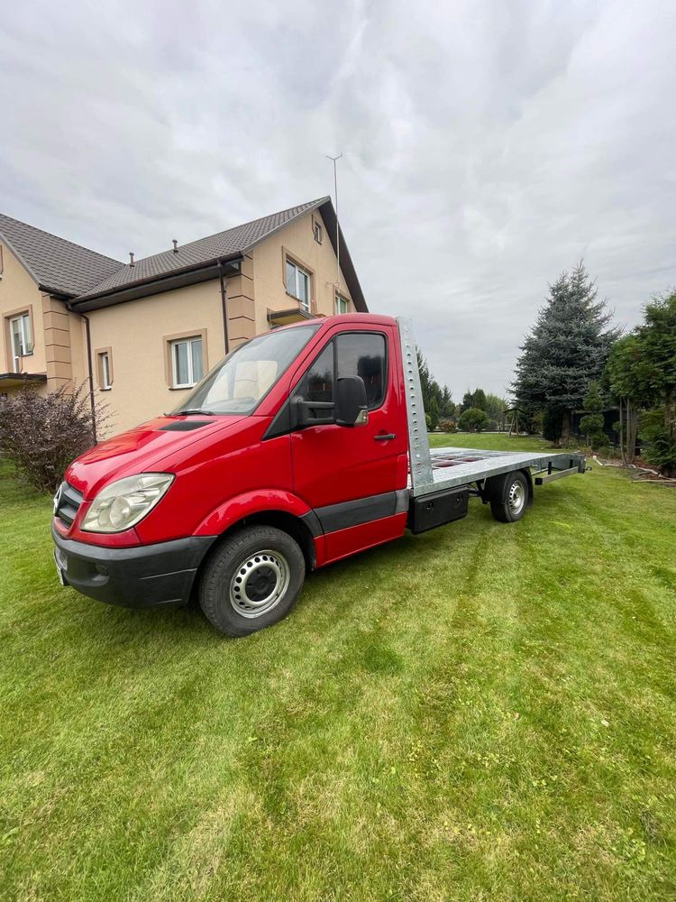 Mercedes-Benz sprinter autolaweta 3.2 cdi 4.7m hak tempomat pneumatyka