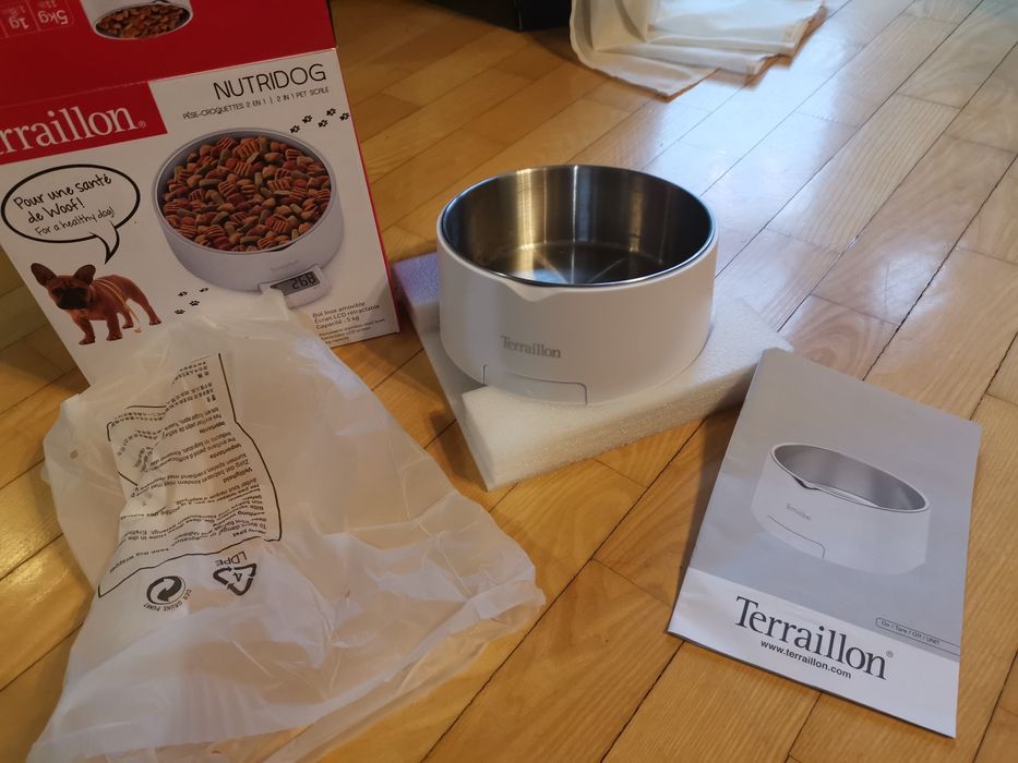 Waga z miską do karmy dla zwierząt -  psa