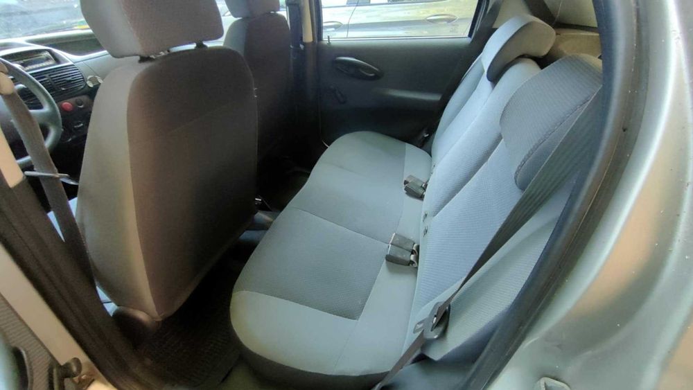 Fiat Punto 1,2 benzyna - 2004r KAT uszkodzona skrzynia biegów