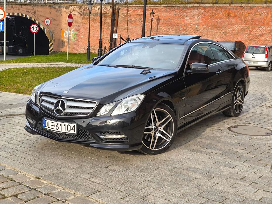 Mercedes-Benz Klasa E E250 CGI 204KM Amg Pakiet Panorama! Serwis ASO