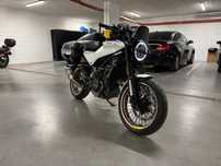 Husqvarna Vitpilen Husqvarna 401 Vitpilen A2 Svartpilen Dodatki LeoVince Wysoka Kierownic