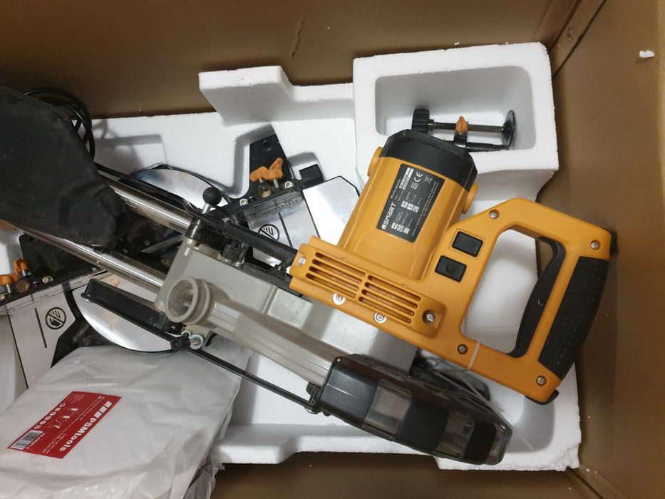 Piła Ukosowa 2000w 254mm Laser smart365