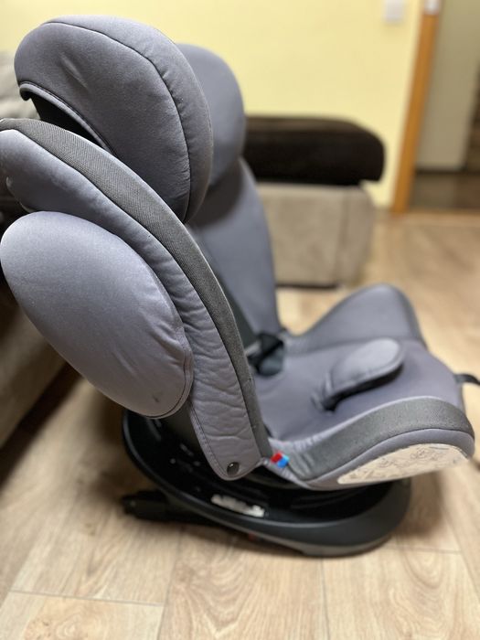 Продам дитяче автокрісло