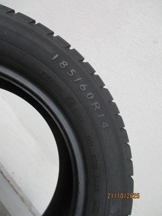 2x 185/60r14 Dunlop SP Winter Response  6,6mm