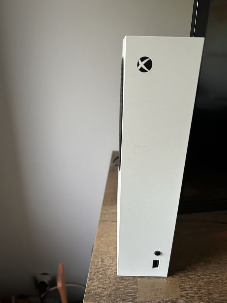 Okazja ! Xbox series s 512 gb z gwarancja