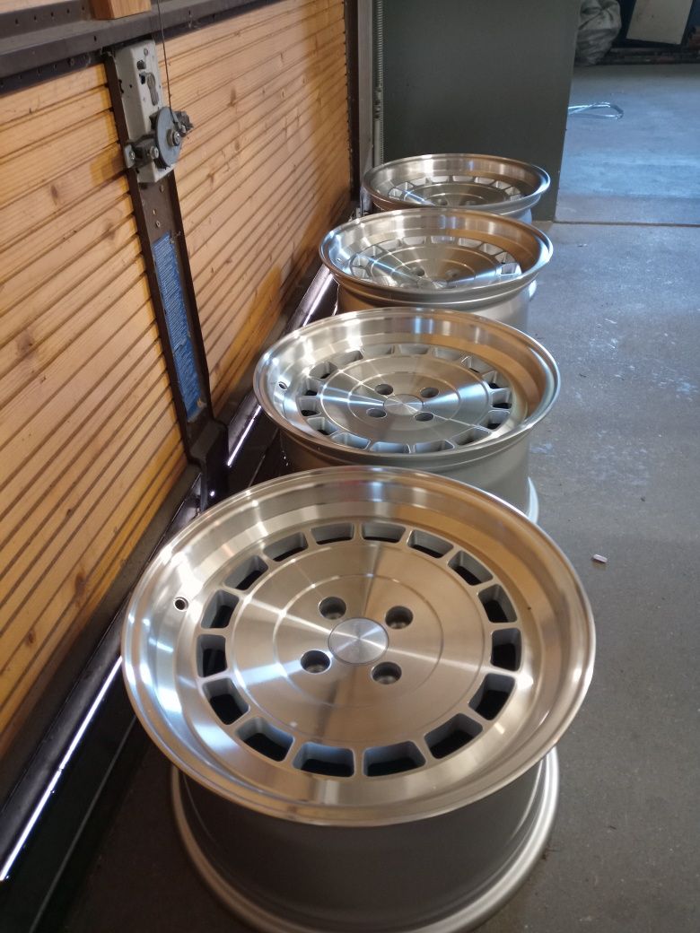 Felgi Wzór ROTIFORM mx-5 BMW E30 E21 honda Civic golf MK1 MK2 MK3 4x10