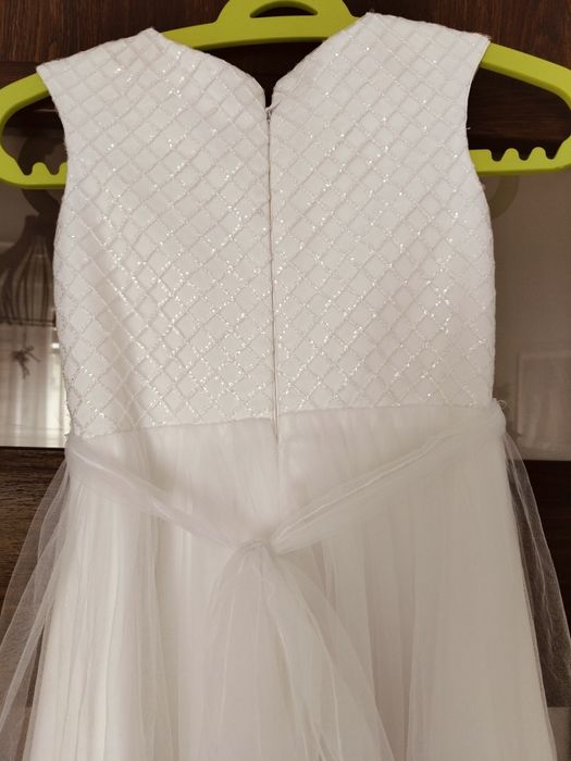 Sukienka biała, elegancka ,wizytowa,komunijna 140
