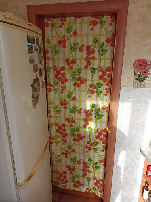 Кухонні штори Соковиті Томати, короткі занавіски фіранки 1,5х1,7м-2 шт