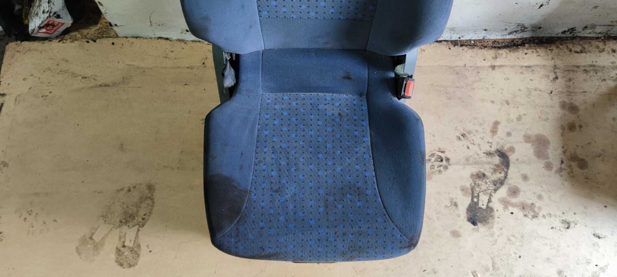 MAN TGA 18.390 Fotel Prawy Pasażera