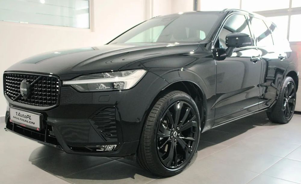 Volvo XC 60 Volvo XC60 B5 AWD Ultra Black Edition gwarancja fabryczna - jak nowy!