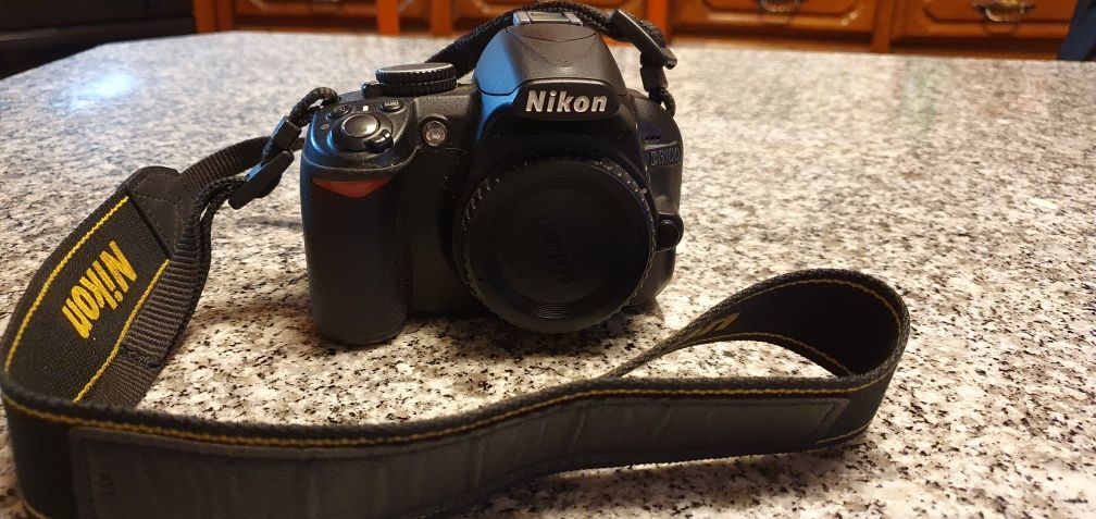 Nikon D3100 c/ bolsa transporte