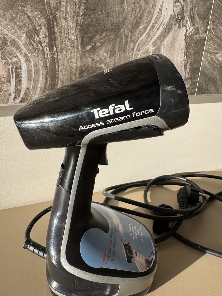 Отпариватель Tefal ACCESS STEAM FORCE