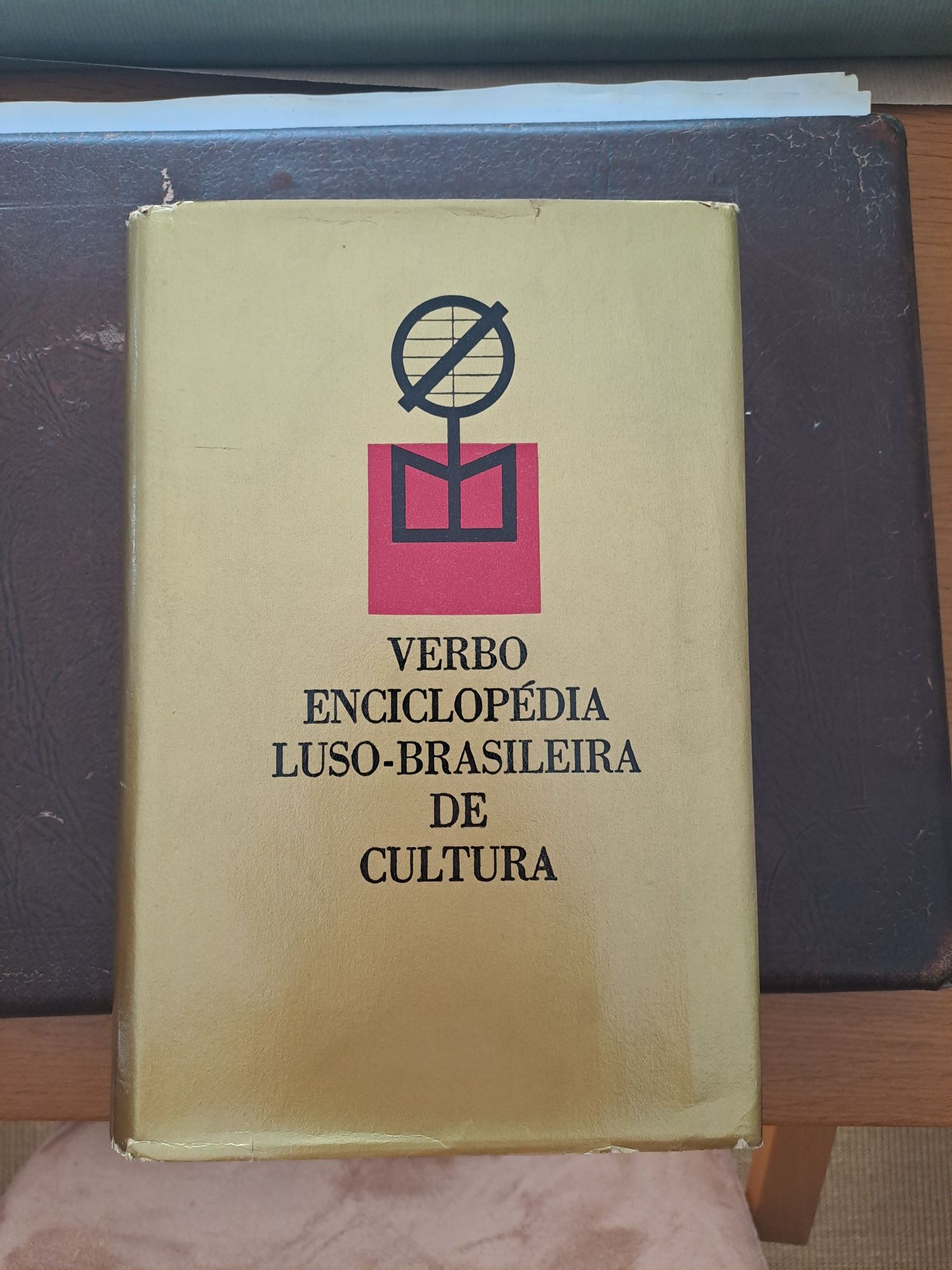 Enciclopédia Luso-Brasileira