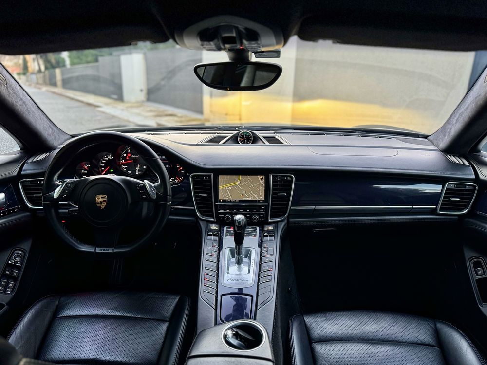 Porsche Panamera S Hybrid Platinium Edition – Desde 455€ Mês