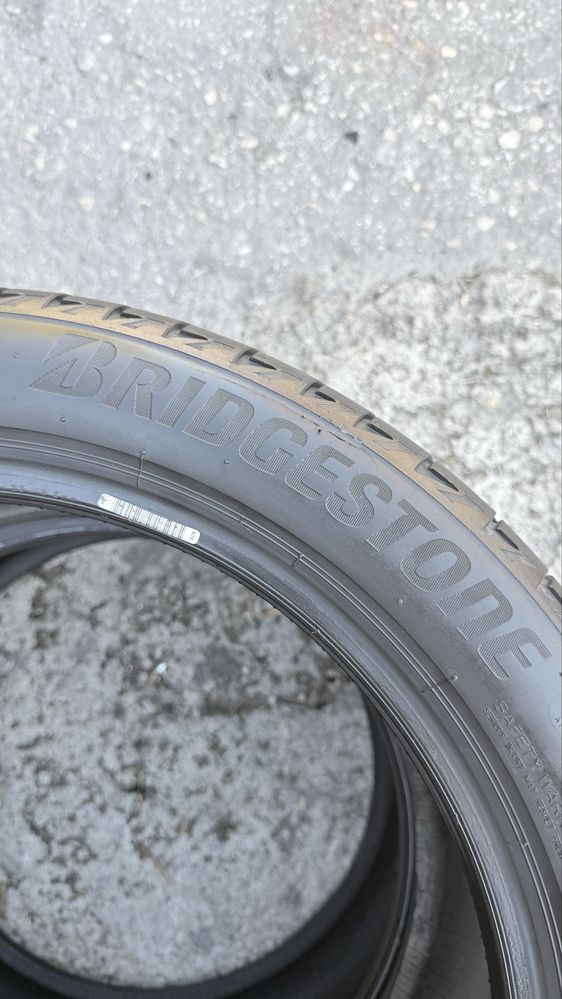 Pneus 255/40r18 Bridgestone Turanza T005 com 75% piso