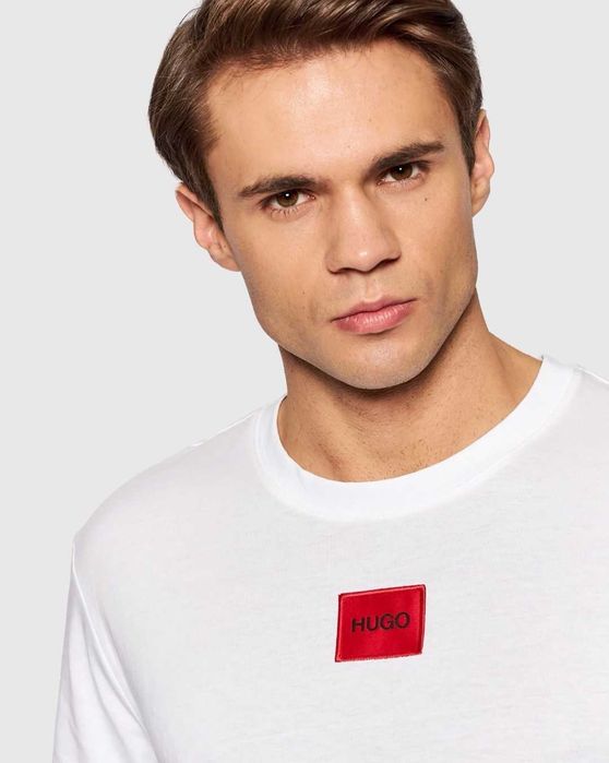 Hugo boss centr logo футболка