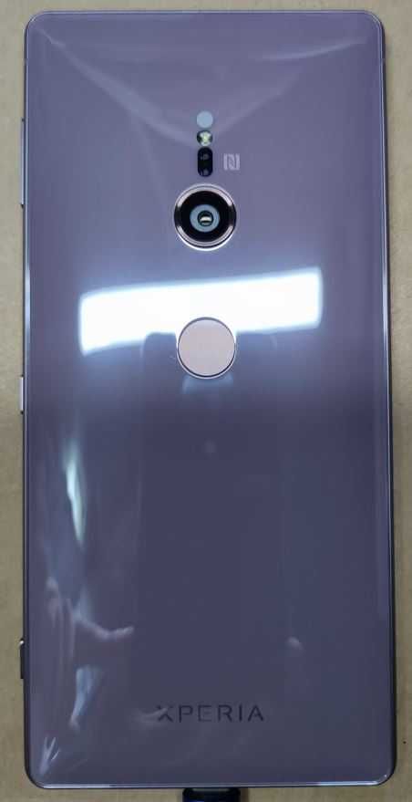 Sony XPERIA XZ2 H8266