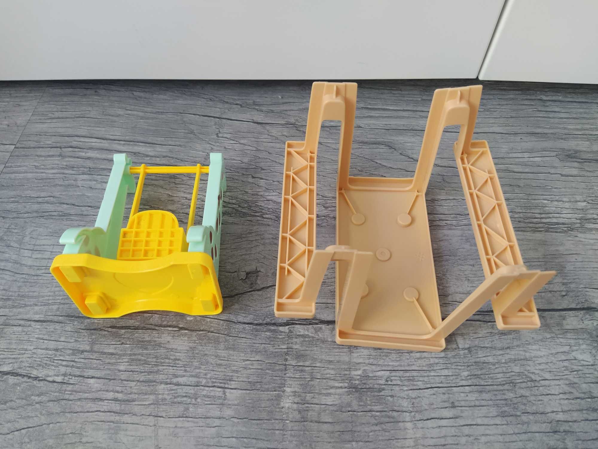 Plastikowe mebelki dla lalek łóżko piętrowe huśtawka stół z ławkami