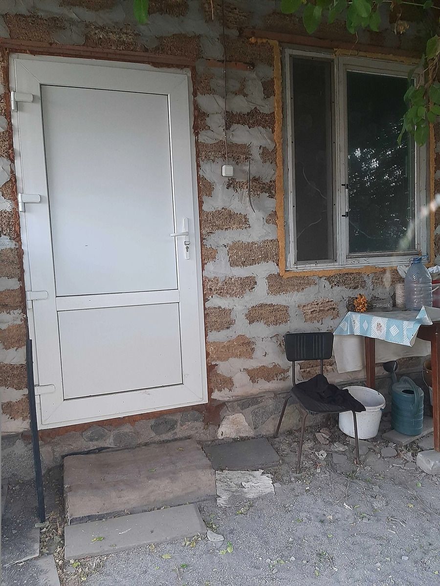 Продам будинок 100 м2 з монсардою в с.Новому.