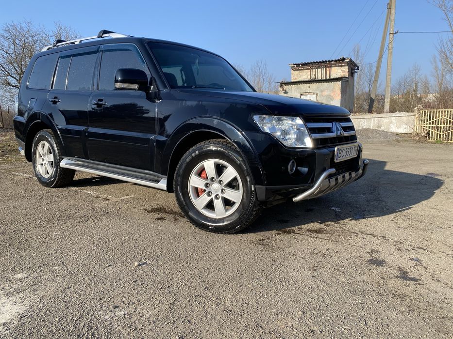 Продам Паджеро вагон 4