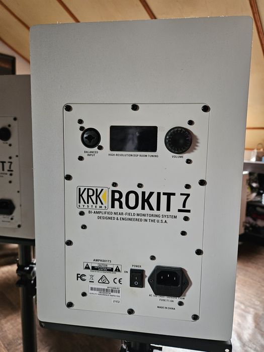 Monitory Studyjne KRK ROKIT RP7 G4 + interfejs audio