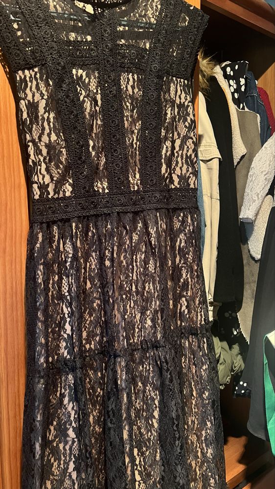 Vestido comprido Preto em renda