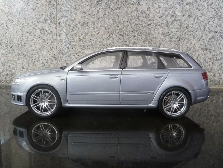 1:18 Minichamps Dealer Edition, Audi RS 4 Avant, AutoArt