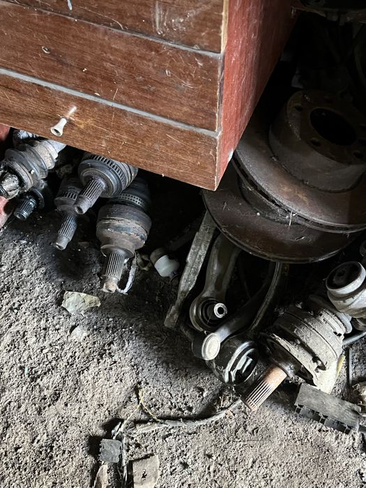 Розборка BMW e39e38e34e46