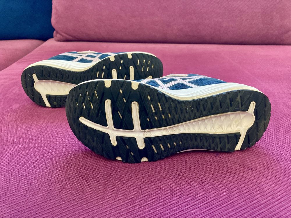 Продам дитячі кросівки Asics Patriot 12 30 р. (18,5 см)