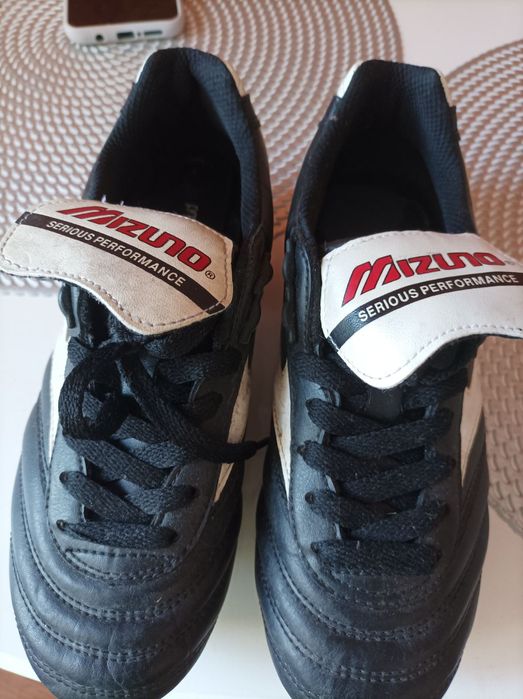 Кросівки-копочки37р  Nike air,та бутси для хлопчика mizuno36