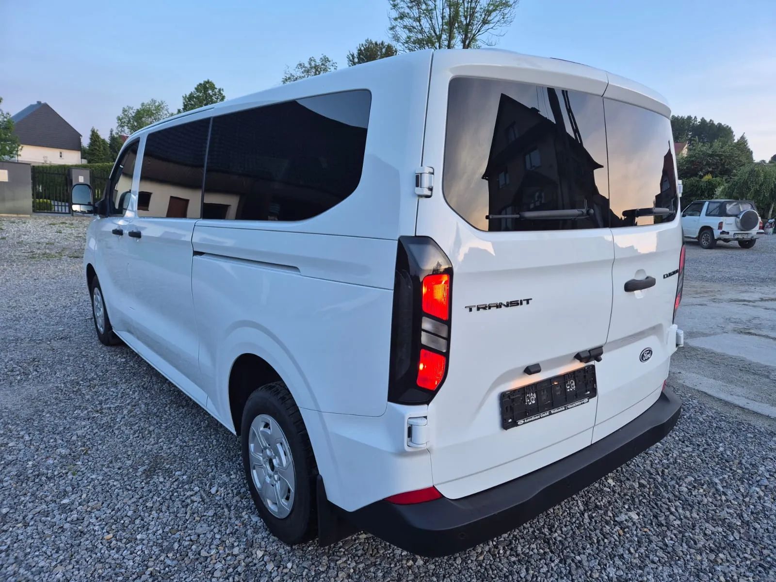 Ford Transit Custom L2H1 Long 2.0 Titanium 8 osób Full Led Virtual 2xdrzwi 2xKlima kamer !