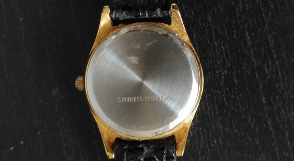 Годинник жіночий.Швейцарія.EMES. Кварцеві