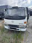 Toyota basculante muito bom estado