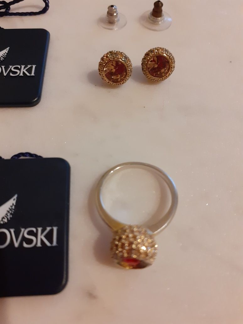 Swarovski Crystals Złota biżuteria kolczyki i pierścionek