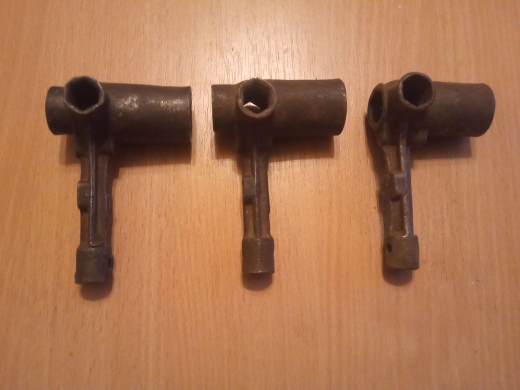 Ключи свечные СССР.