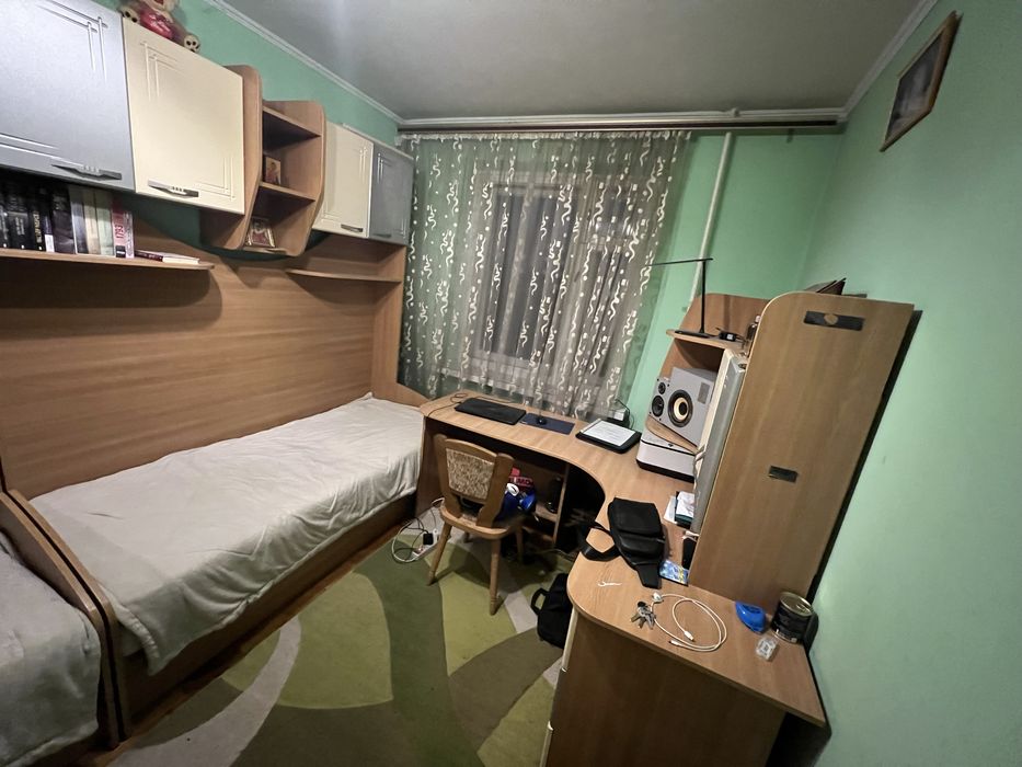 Меблі в дитячу кімнату (повний комплект)