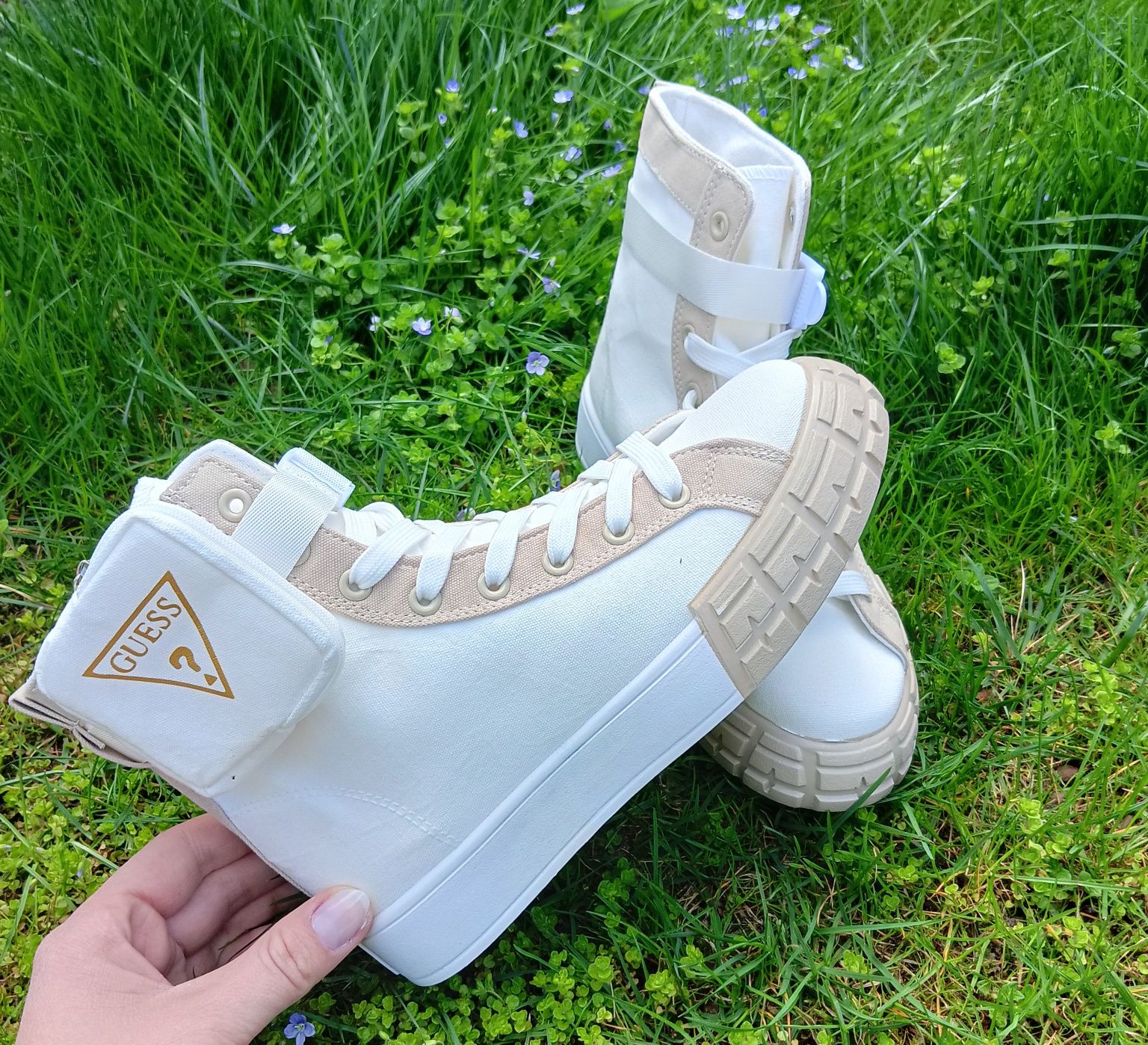 Buty damskie Guess . Trampki Guess 38,39,40,41
