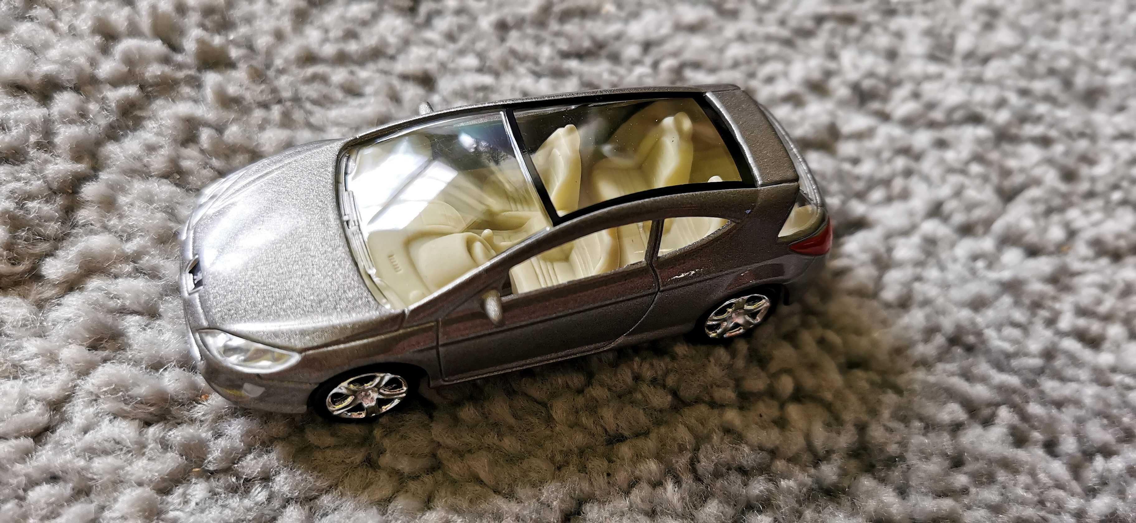 Peugeot 407 Elixir, Medel 1:64 3 inch