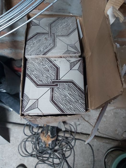 Плитка 15х15 на підлогу