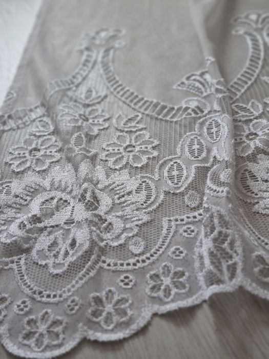 Firanka biała z gipiurą 250x160