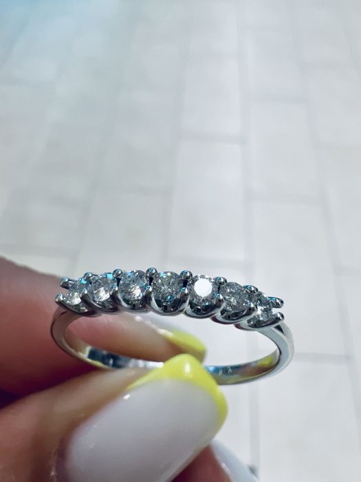 Золотое кольцо с бриллиантами р18 белое золото 585 проба