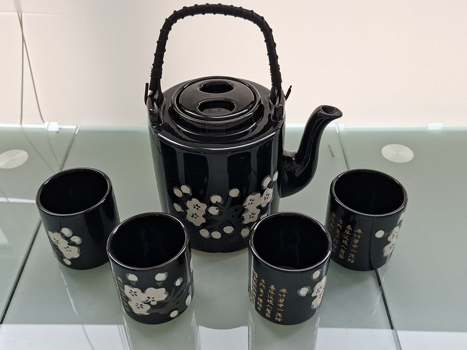 Conjunto chá Chinês bule e 4 copos loiça