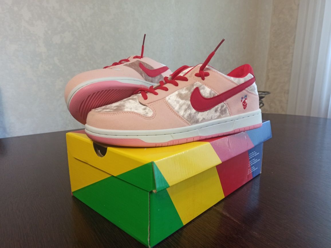 Кросівки Nike SB Dunk Low StrangeLove